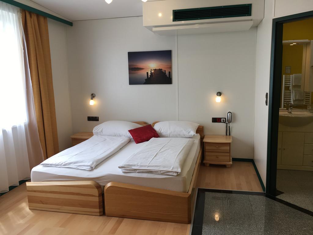 Hotel Asperner Loewe Wina Bagian luar foto
